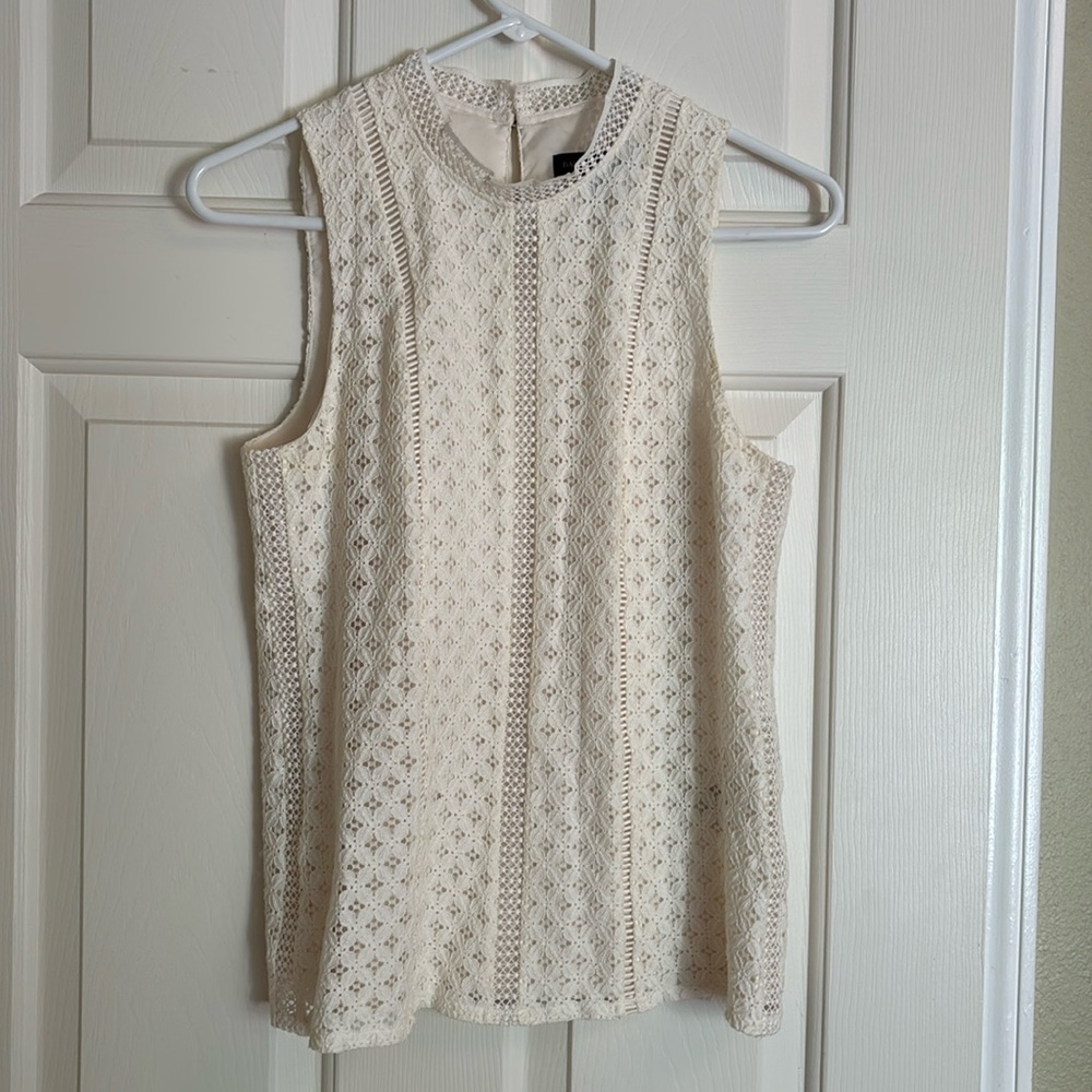 Banana Republic White lace tank